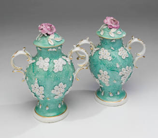2022-162,1a&b-2a&b, Vases