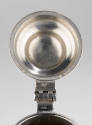 2022-201, Flagon