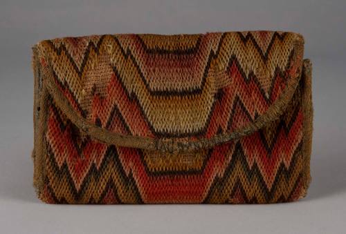 1968-303, Pocketbook