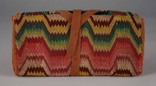 1991-493, Pocketbook