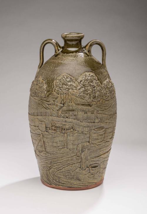 2023.900.2, Jug