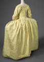 1994-87, Gown