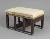 1947-517, Stool