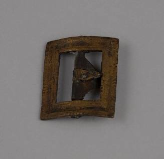 1996-858, Buckle