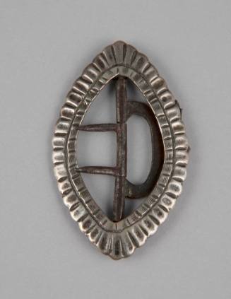 2000-127, Knee Buckle