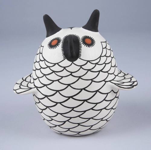 2021.900.15, Owl Figure