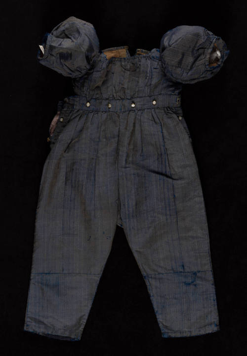 2022-124, Suit