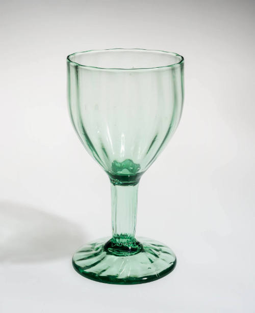 1984-233, Glass