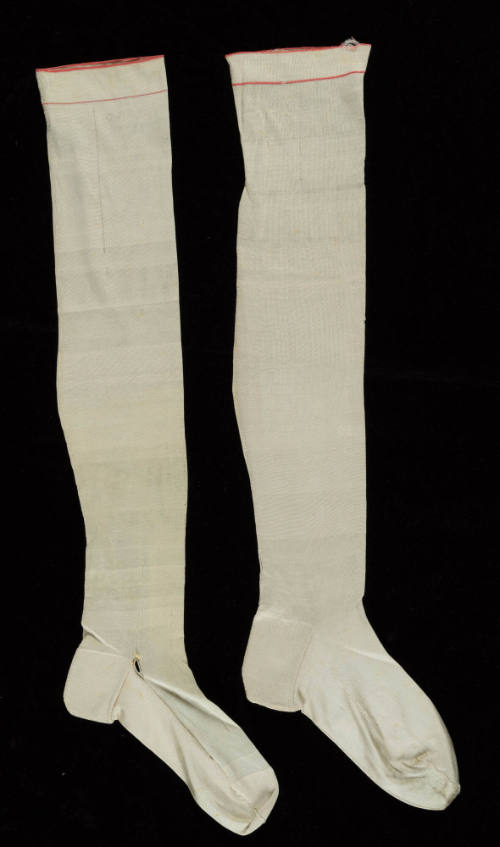 2024-340,1&2, Stockings