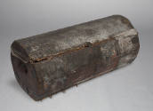 1954-244, Trunk
