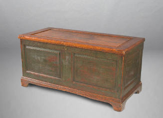 1930-107, Chest