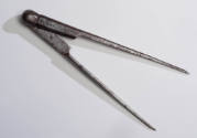 1991-613, Compass