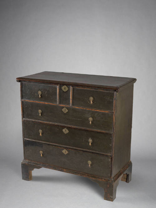 1971-576, Chest