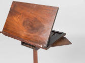 1947-569, Stand
