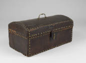1954-242, Trunk