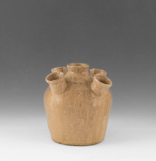 2015.900.3, Vase