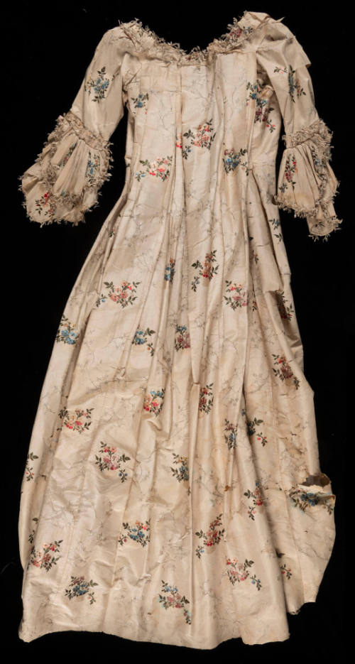 2023-134,A&B, Gown