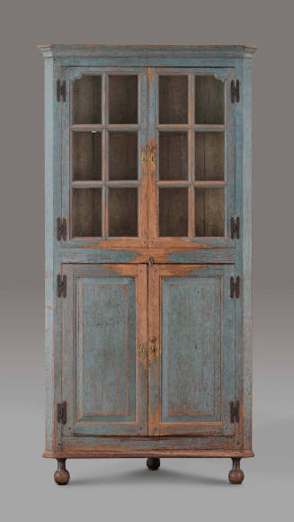 D2013-CMD. Corner cupboard
