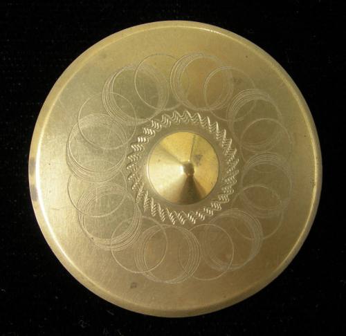 2009 Record shot by L. Baumgarten. Button.
